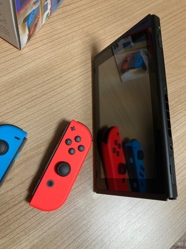 Nintendo Switch本体　ケース付き 