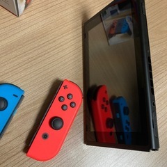Nintendo Switch本体　ケース付き の画像