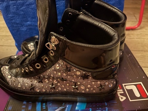 JIMMY CHOO ジミーチュウ　スニーカー　クリスタル