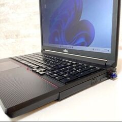 【最新OS搭載！】2025 8月分⑩ 最新Windows 11 HDD320GB メモリ4GB FMV i5(第3世代）の画像