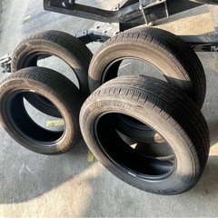 中古　205/60R16    タイヤ4本 の画像