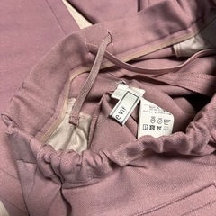 ルージュヴィフ　ピンクパンツの画像