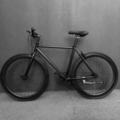 【8万で購入】ピストバイク 700c 黒 美品 自転車 お洒落 ロードバイク クロスバイク マウンテンバイク ビーチクルーザー BMX ミニベロ アメ村 堀江 表参道 原宿 青山 中目黒 モード HIPHOP Y2K THUG CLUB リックオウエンス【早い者勝ち】の画像