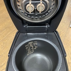 アイリスオーヤマ炊飯器（2019年製）の画像