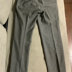 シンプリシテプリュス　ジョイントワークス　スラックス　グレー　サイズ46(M) ウエスト平置き39、総丈95、股下73センチの画像