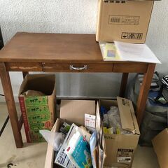 オフィス用品　机　椅子　テーブルの画像