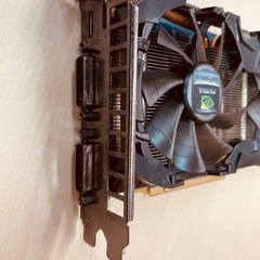 NVIDIA GeForce GTX 560 Ti グラフィックボードの画像