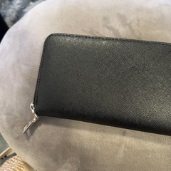 PRADA 財布の画像
