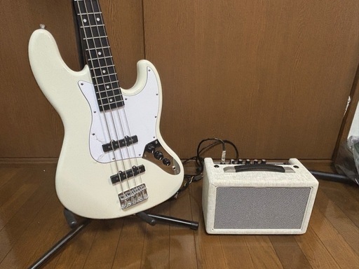 ベース＋アンプ＋ケースセット（島村楽器購入・美品）