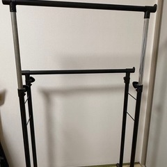 ハンガーラック
の画像