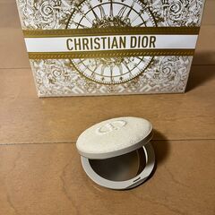 ✨Dior未使用ポーチ＆ミラー✨ その他、口紅・JINS眼鏡・ポーチ多数・雑貨などまとめて1,000円の画像