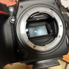 Nikon D 750 カメラ (フルサイズセンサー搭載 高画質)の画像