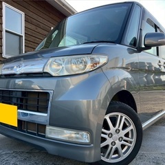 低走行5万キロ台☆月々9千円〜分割可❗️車検2年付き！【名義変更代込み】広い車内！大人気‼️ダイハツ タントカスタム☆Bluetooth対応ナビ付き☆走行中DVD見れます♪ETC付き☆便利なバックカメラ付き☆純正アルミ☆事故修復歴無し☆電動スライドドア☆ドライブレコーダー☆そのまま乗って帰れます！の画像