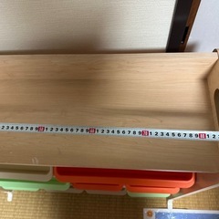 おもちゃ棚の画像