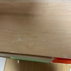 おもちゃ棚の画像