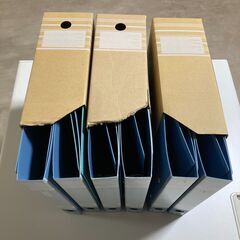 A4サイズ 2穴リングファイル（13冊）【使用品】の画像