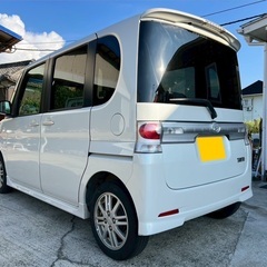 特別仕様車☆月々9千円〜分割可❗️車検付き！【名義変更代込み】広い車内！大人気‼️ダイハツ タントカスタム☆Bluetoothナビ付き☆走行中DVD見れます☆純正アルミ☆事故修復歴無し☆便利なスライドドア☆ドライブレコーダー☆そのまま乗って帰れます！の画像