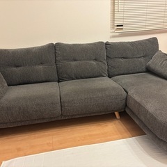 ソファーの画像