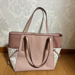 MICHAEL KORS マイケルコース　ピンクホワイト トートバッグ の画像