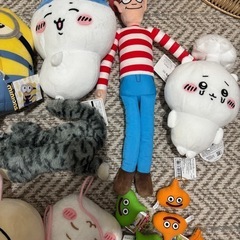 大量のぬいぐるみの画像