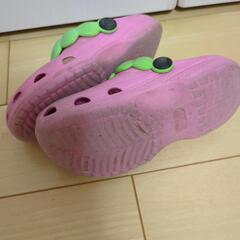 キッズ　サンダル　クロックス風　16cm　花柄　いちご　女の子】の画像