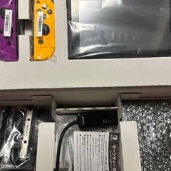 Nintendo TOKYO　Switch ネオンパープル/オレンジの画像