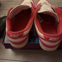 NIKE スニーカーの画像