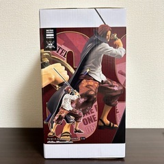 【まだまだ人気】 ワンピース シャンクス フィギュアの画像
