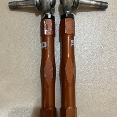 30プリウス スキッド製タイロッドの画像