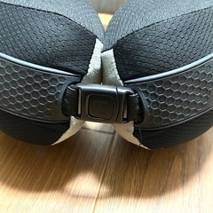 ②【美品】Go Travel社　米国製　Memory Dreamer デラックスメモリーネックピロー　トラベルピロー　低反発枕　携帯まくら　旅行用品　トラベルギア　クッション　キャンプ　アウトドア用品　首枕　快適グッズ　Neck Pillowの画像