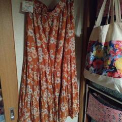 サイズL~LLカ゚ーリー系洋服セット　ポールアンドジョー入の画像