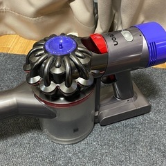 お譲り先決まりました【無料】DYSON V7 掃除機の画像
