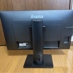 パソコン　モニターの画像