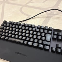 SteelSeries APEX PRO TKL ゲーミングキーボードの画像