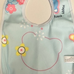 【新品未使用】よだれかけ　防水スタイ　4枚＋巾着袋の画像