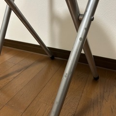 折りたたみチェアの画像