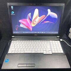 200 　【2022年】LIFEBOOK A5512/KX 12世代i5 16GBの画像