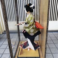 古民家　アンティーク　日本人形　舞妓　踊り子　和風　　 伝統的な着物の画像