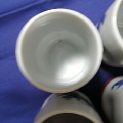絵柄 陶器コップ 5個セット湯呑み　お茶　コップ　未使用の画像
