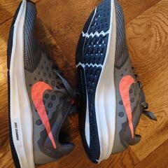 USED NIKE ナイキ スニーカー 852466-001 24.5cmの画像