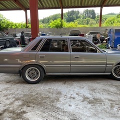 希少‼️Y30セダン‼️フェンダーミラーの画像