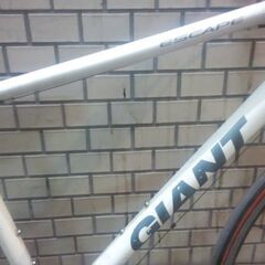 GIANT ESCAPE R3 クロスバイクの画像