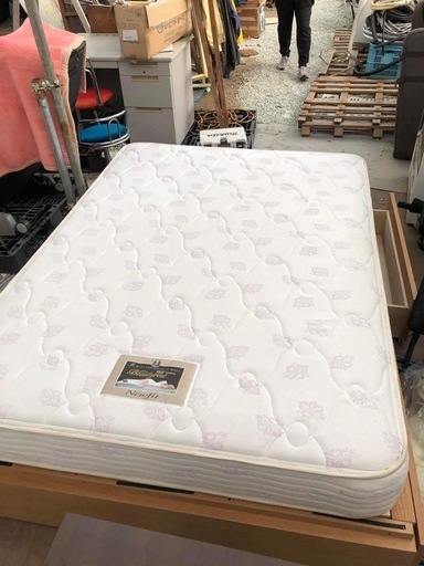 セミダブルマットレス