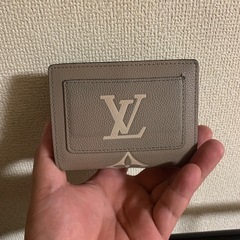 ルイヴィトン財布の画像