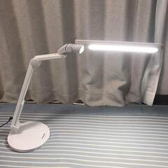 Panasonic LEDデスクライト SQ-LD521 ACアダプターなしの画像