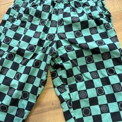 UNIQLOキッズ　鬼滅の刃　炭治郎の画像