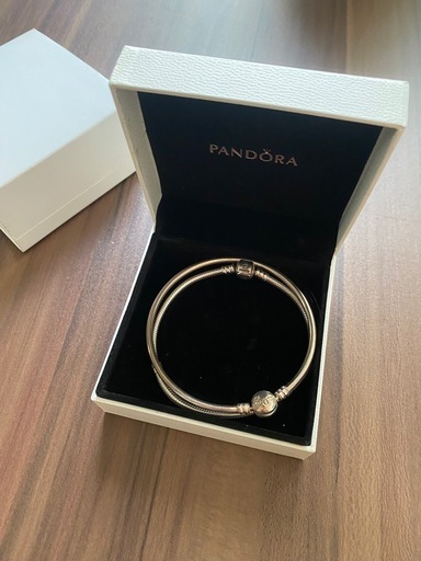新品未使用Pandora シルバーバングル ボックス付き2連