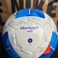 2️⃣3球まとめて　新品未使用　2025年最新モデル　サッカー　ボールの画像