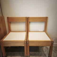 IKEA　キッズデスク　チェアセットの画像
