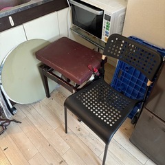 不用になった家具や備品がたくさんあります。の画像